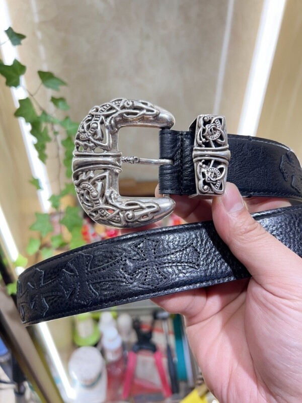 위핑,크롬하츠 Chrome Hearts 클래식한 넝쿨 십자가 트렌디 빈티지 가죽 밴드 3.8cm
