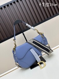 디올 DIOR saddle 모던 캐주얼 겨드랑이 크로스백 25.5 x 20 x 6.5cm