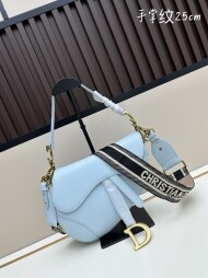 디올 DIOR saddle 모던 캐주얼 겨드랑이 크로스백 25.5 x 20 x 6.5cm