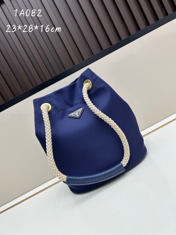 위핑,프라다 PRADA 클래식 삼각 로고 나일론 숄더백
