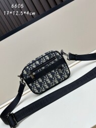 디올 DIOR Safari Oblique 플라워 크로스백