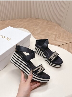 디올 디웨이 웨지힐 샌들 KCO270ERC