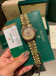 롤렉스 Rolex 클래식 큐빅 여성 다이어리 시계