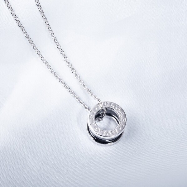위핑,불가리 BVLGARI 클래식하고 세련된 디자인의 펜던트 목걸이