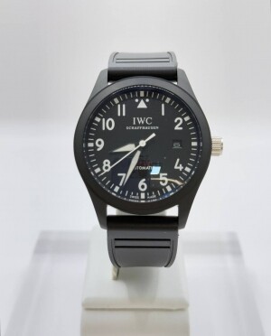 IWC 파일럿 워치 탑건 41mm