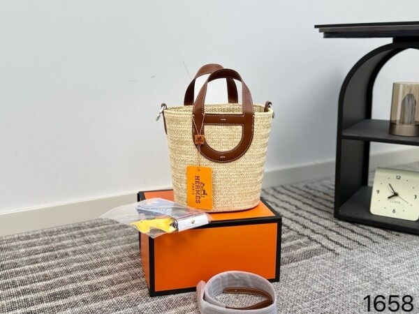 위핑,에르메스 Hermès 모던 밀짚 토트백