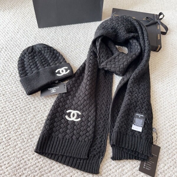 위핑,샤넬 CHANEL 컴포트 비니+니트워머 세트