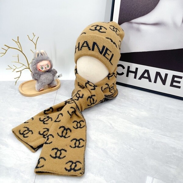 위핑,샤넬 CHANEL 더블C로고비니+니트스카프세트