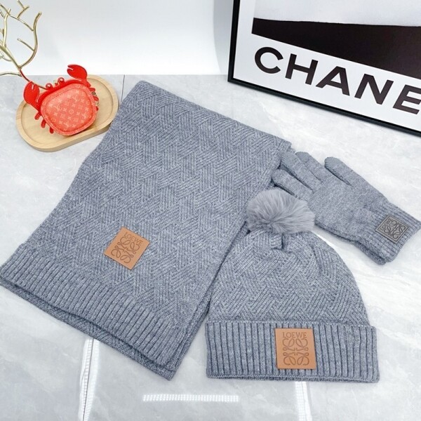 위핑,로에베 LOEWE 더블C로고비니+니트스카프세트
