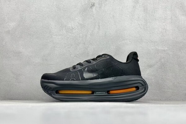 위핑,나이키 보메로 프리미엄 블랙 HQ2050-305