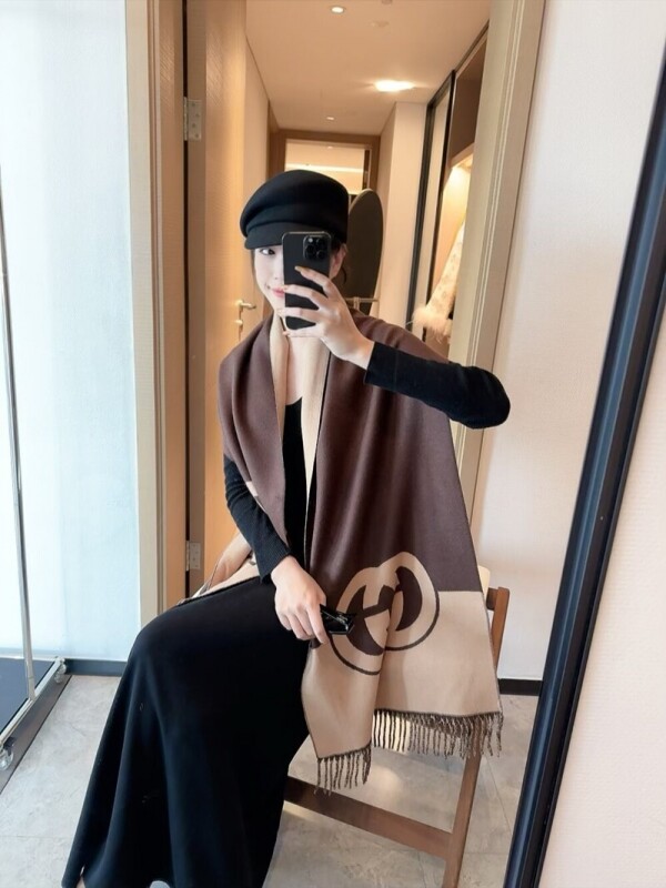 위핑,구찌 GUCCI 로고 자카드 모던 빈티지 캐주얼 스카프