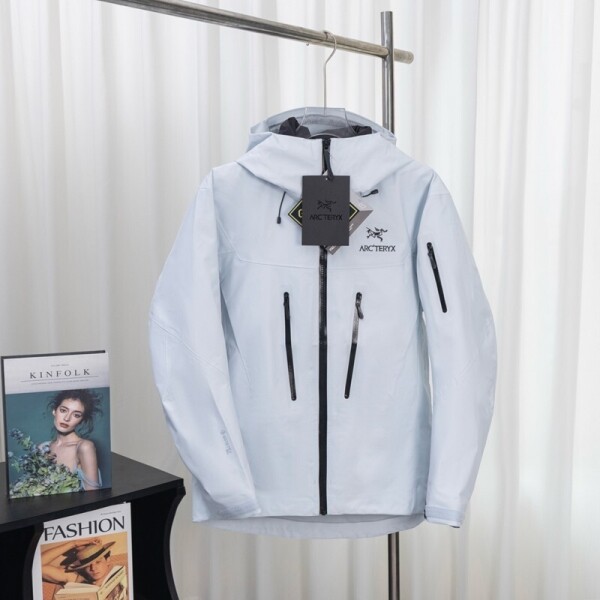 위핑,아크테릭스 ARC TERYX 클래식 아웃도어 캐주얼 후드 윈드브레이커 다운 재킷