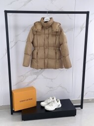 몽클레르 MONCLER 여성용 세련된 핏 웨이스트 후드 다운 재킷