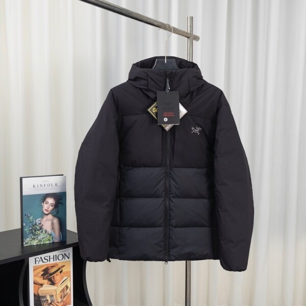 위핑,아크테릭스 ARC TERYX 로고 클래식 후드 캐주얼 윈드브레이커 다운 재킷