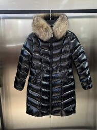 몽클레르 MONCLER 여성용 클래식 슬림핏 롱 후드 다운 재킷