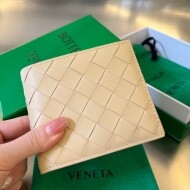 보테가베네타 인트레치아토 반지갑 605721