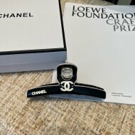 샤넬 신상 집게