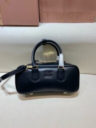 미우미우 숄더백 5BB148