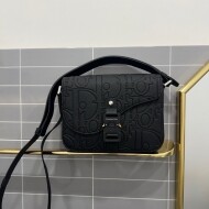 디올 새들 스트랩백 크로스백