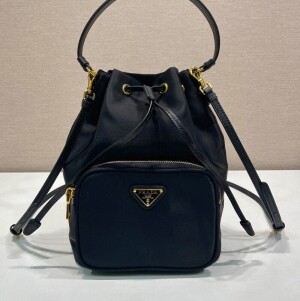 프라다 삼각로고 듀엣 탑 핸들 버킷백 2컬러 1BH038