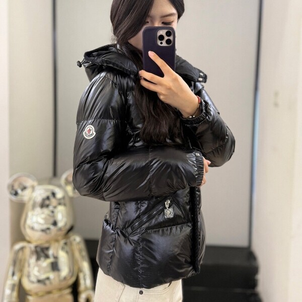 위핑,몽클레어 후드 브레이디드 Glareins 다운 숏패딩 4컬러 K20931A00014597EU04A