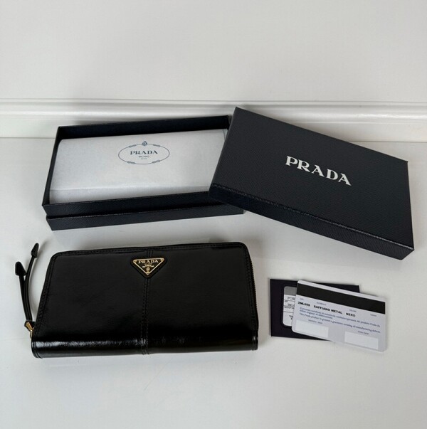 위핑,프라다 레더 월렛 블랙 2ML059