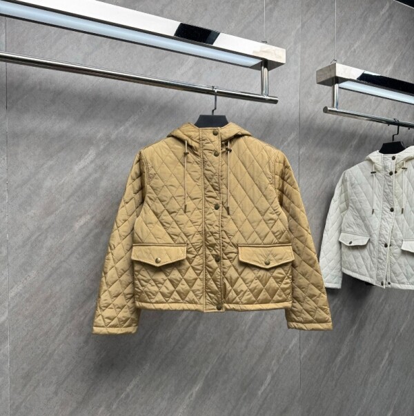 위핑,버버리 크롭 퀼티드 나일론 후드 자켓 베이지 81131161 F