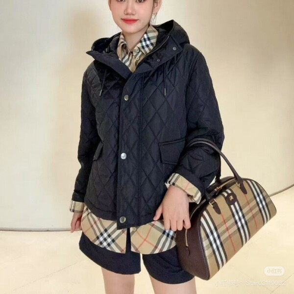 위핑,버버리 크롭 퀼티드 나일론 후드 자켓 블랙 81131161 F