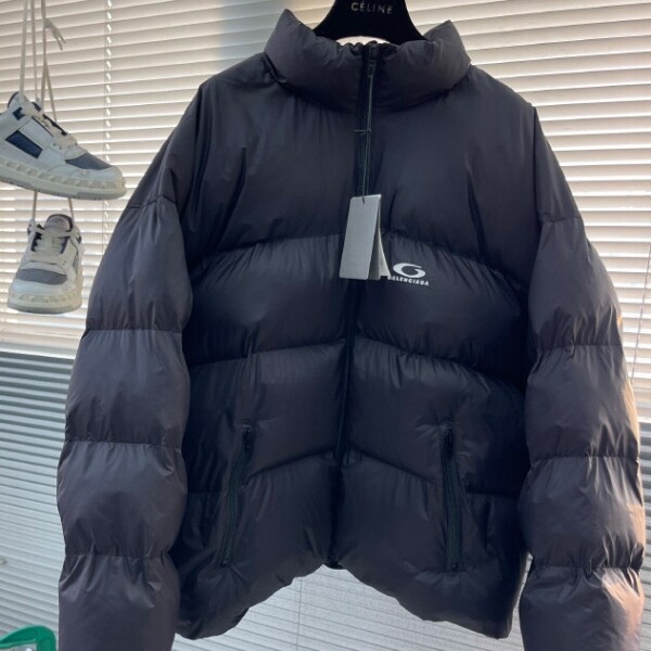 위핑,발렌시아가 패디드 자켓 스탠다드 Puffer 다운 남여공용 852049TNO121000   C