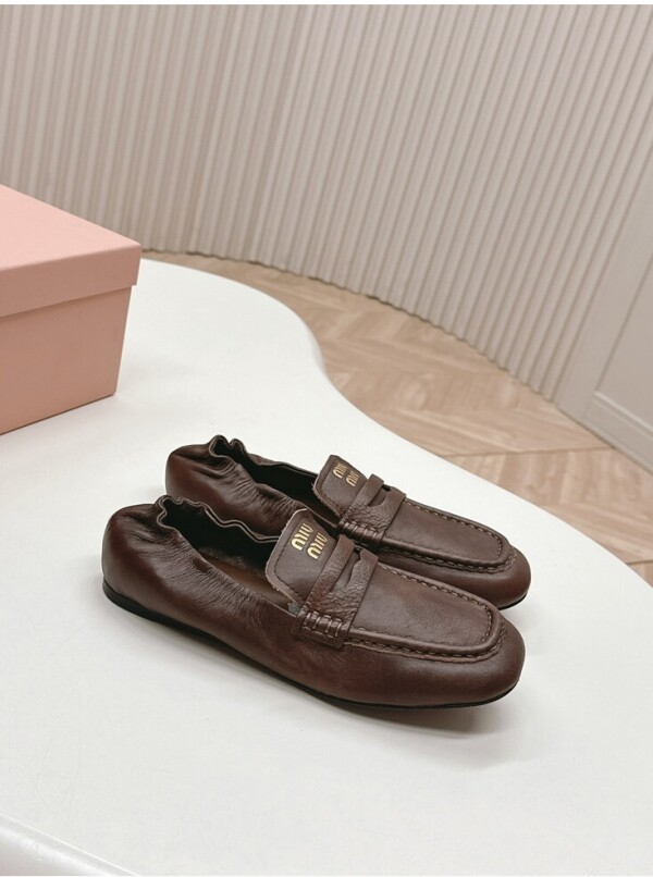 위핑,미우미우 나파 가죽 로퍼 3컬러