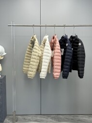 몽클레어 Lans 란스 경량 숏 패딩