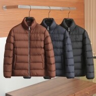 구찌 1:1 맞춤 코너 대비 95 화이트 오리털 다운 패딩