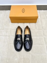 토즈 TOD'S 클래식 로퍼 꽈배기 버클