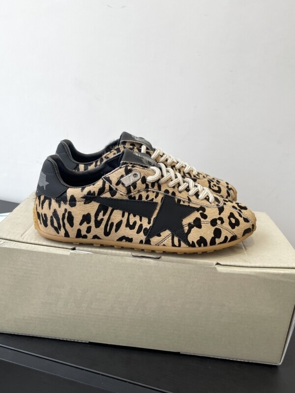 위핑,골든구스 마라톤 스피드 커플 스니커즈  GWF00923.F007409.55671