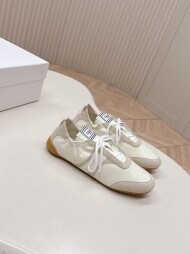 끌로에 CHLOE 여성 스니커즈 KICK CH26S15RVQ24U