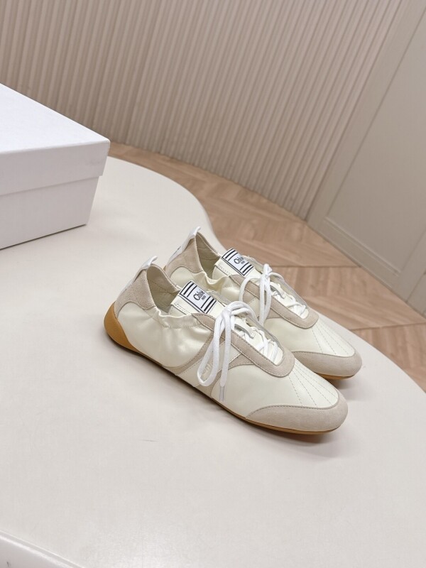 위핑,끌로에 CHLOE 여성 스니커즈 KICK CH26S15RVQ24U