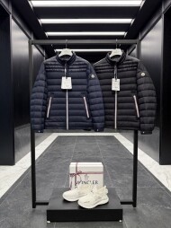 몽클레어 남성 경량 패딩 Daniel Short Down Jacket 다니엘 다운  K10911A1090053279