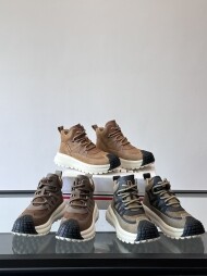 몽클레어 스웨이드 레이스업 남성 부츠