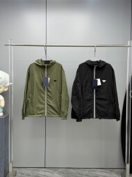 프라다 리나일론 남성 바람막이